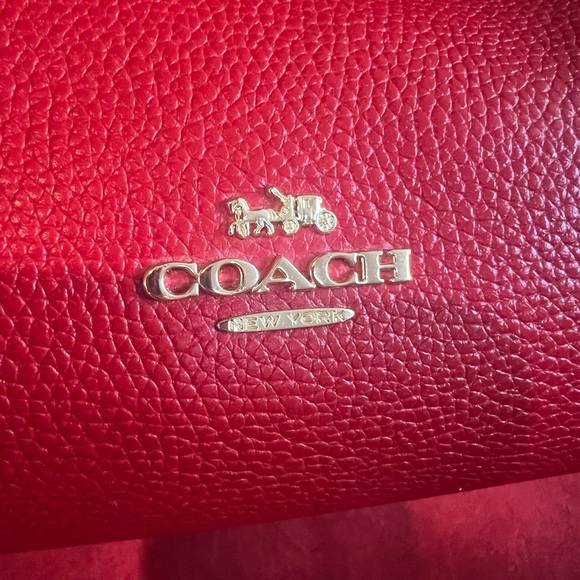Coach Edie 31 Shoulder Bag in Polished Red Pebbled leather - Picture 10 of 10